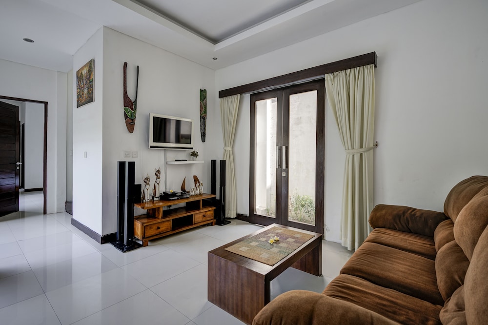 Villa Raka 33/50
