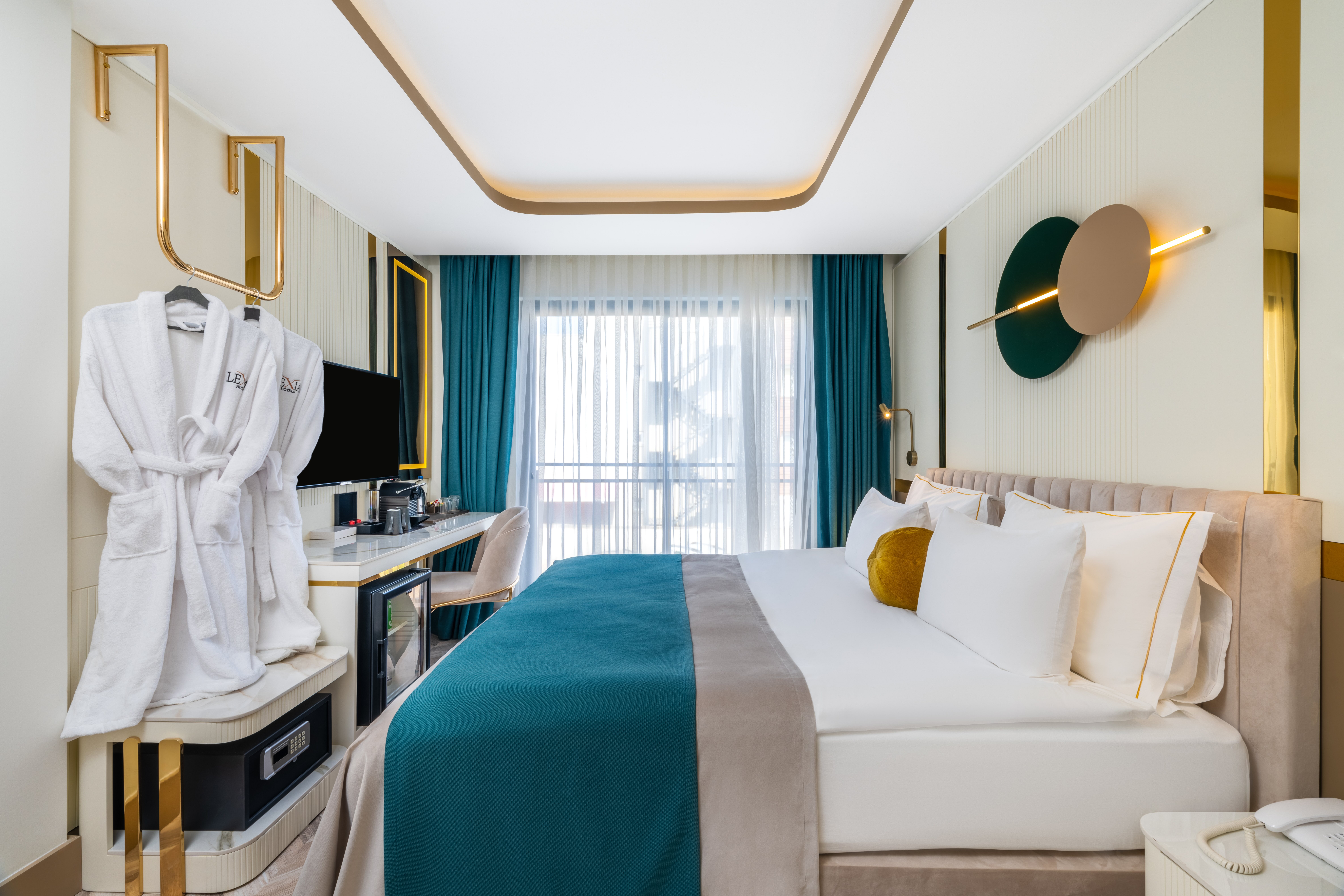 Standard, Double or Twin Bed