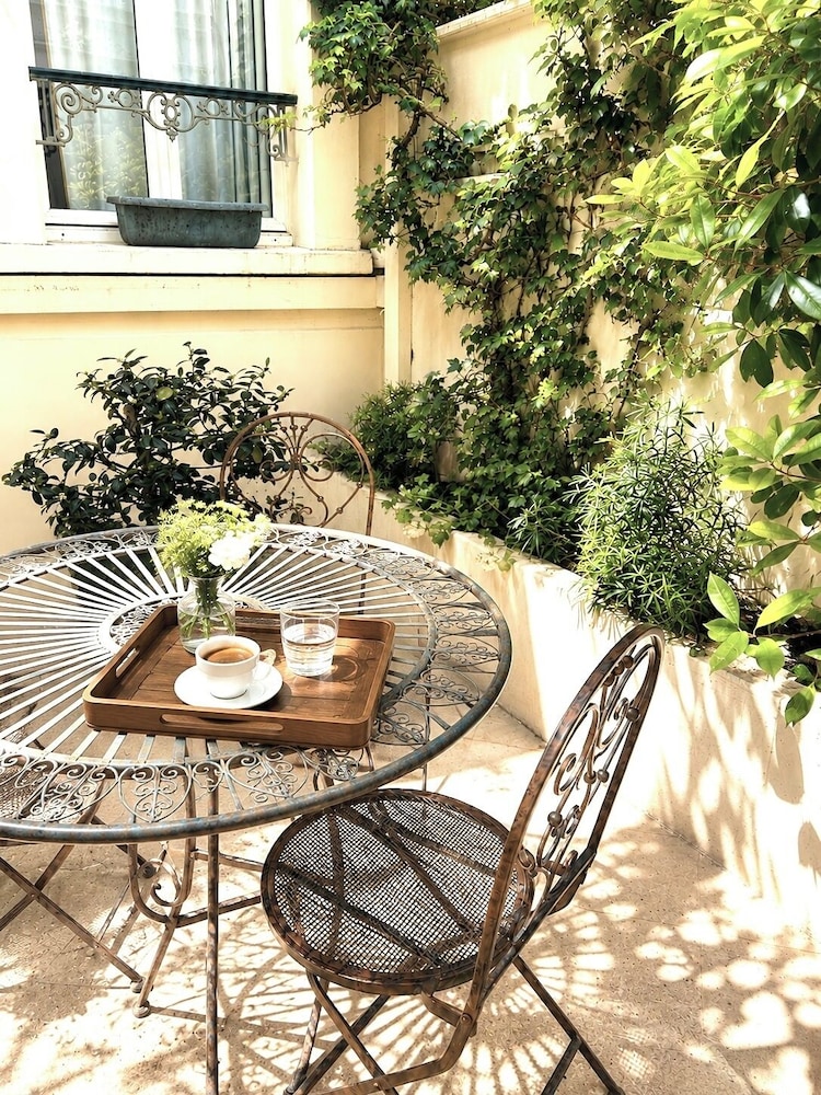 HOTEL DES BAINS 50/60
