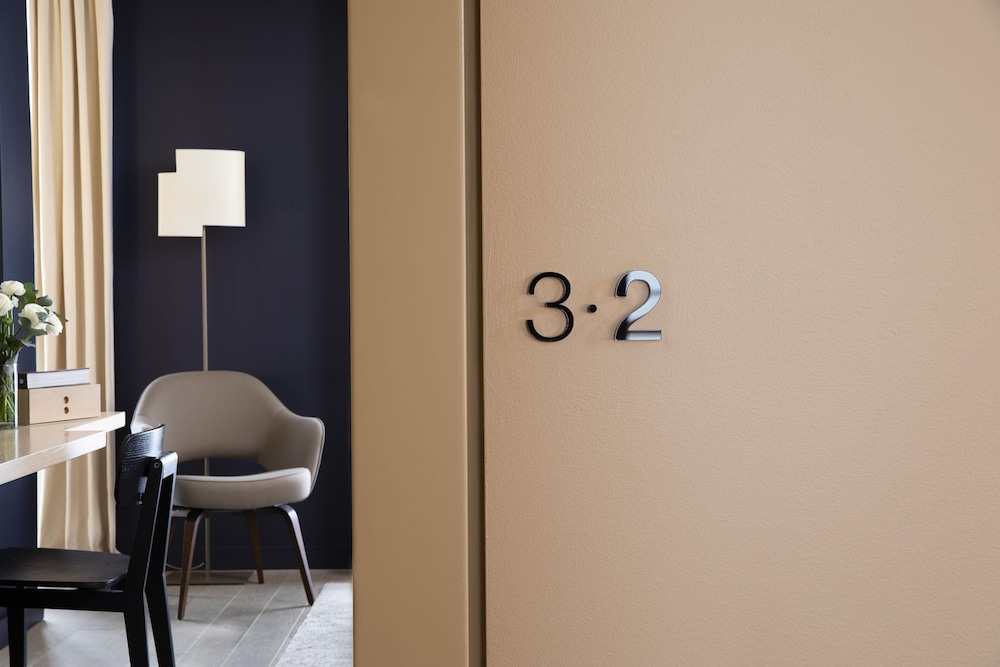 HOTEL DE NELL 27/52