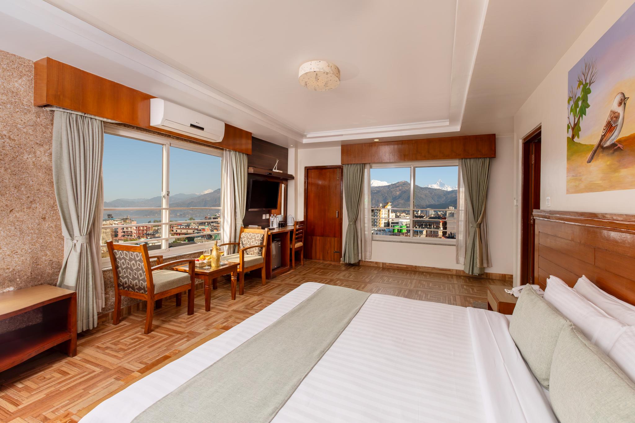 Twin Deluxe Room