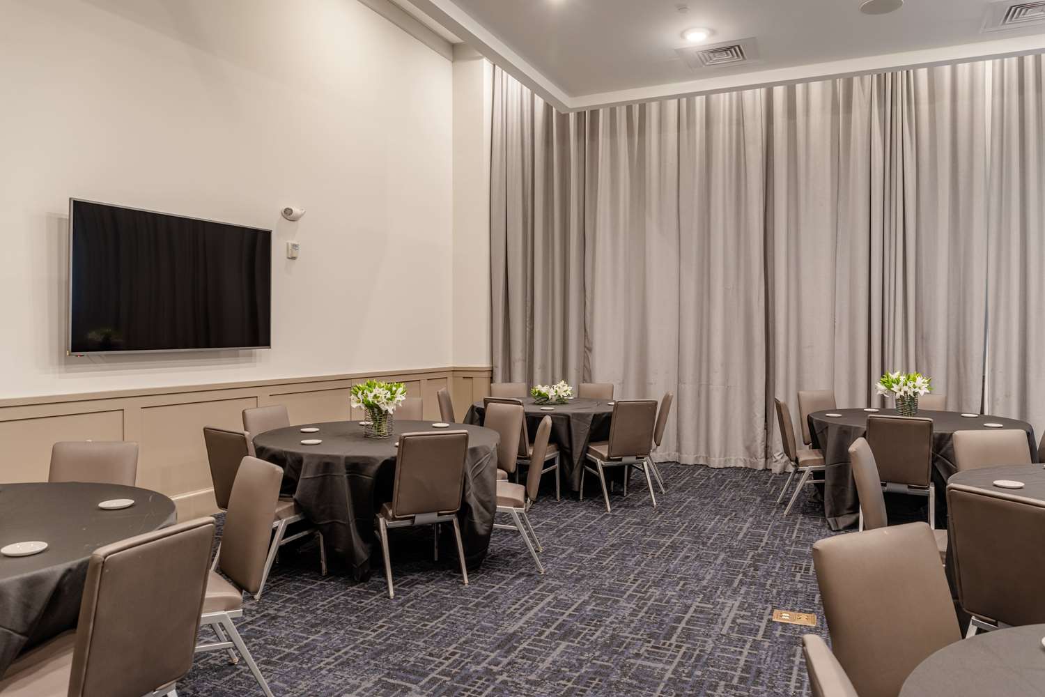 Tryp By Wyndham Savannah 54/60