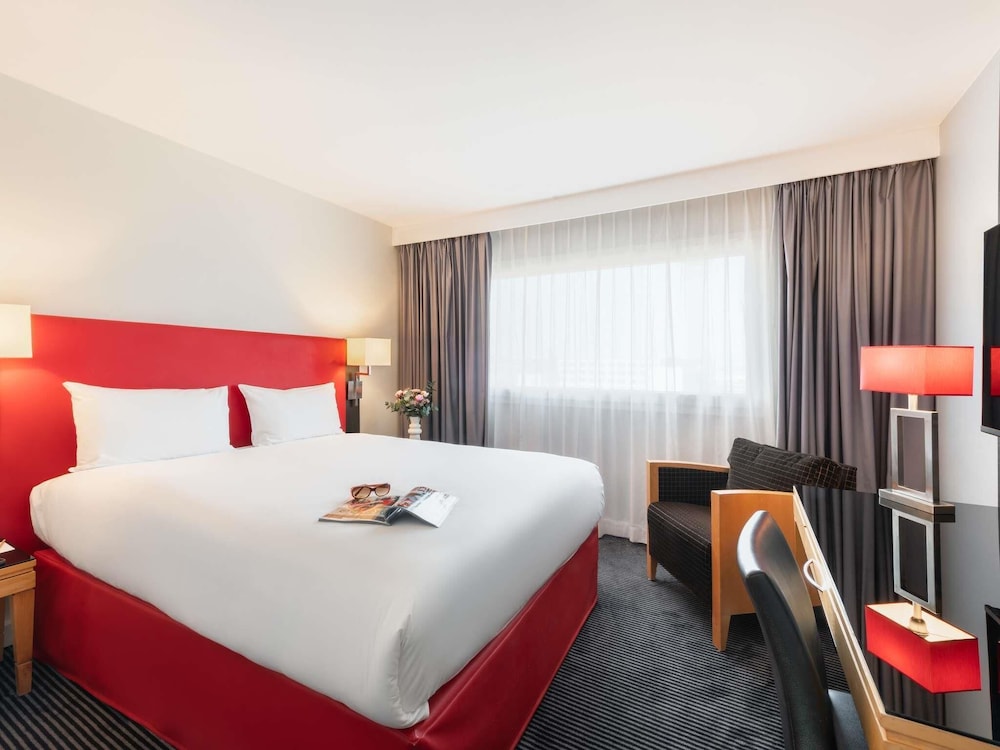 Mercure Paris CDG Airport 11/69