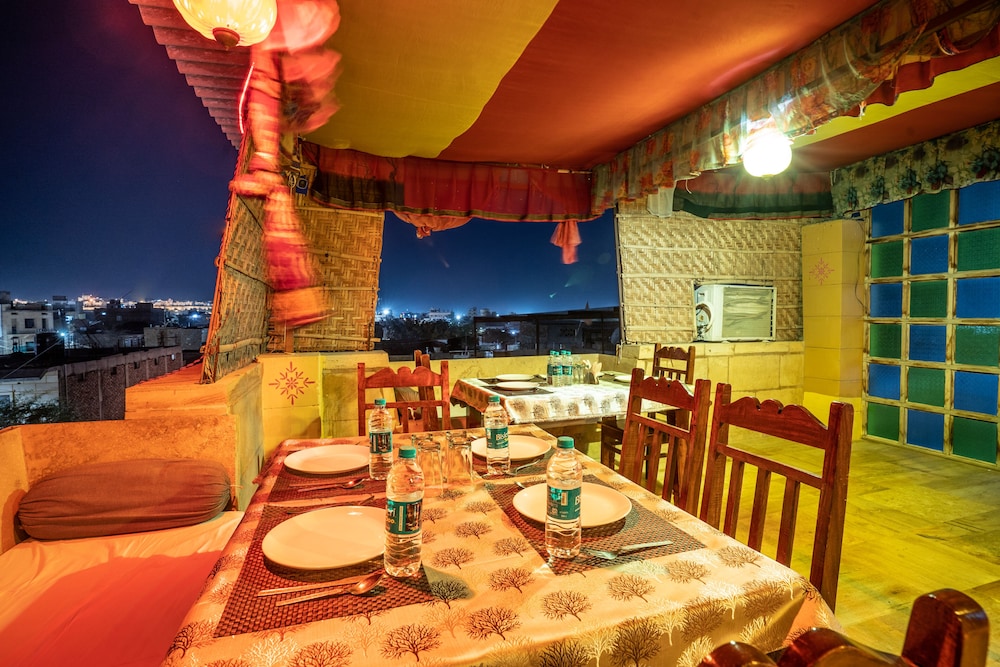 Hotel Marina Mahal 39/50