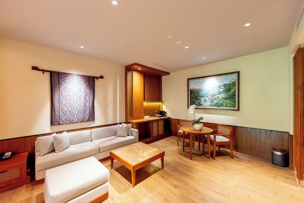Anumana De Suite 27/41