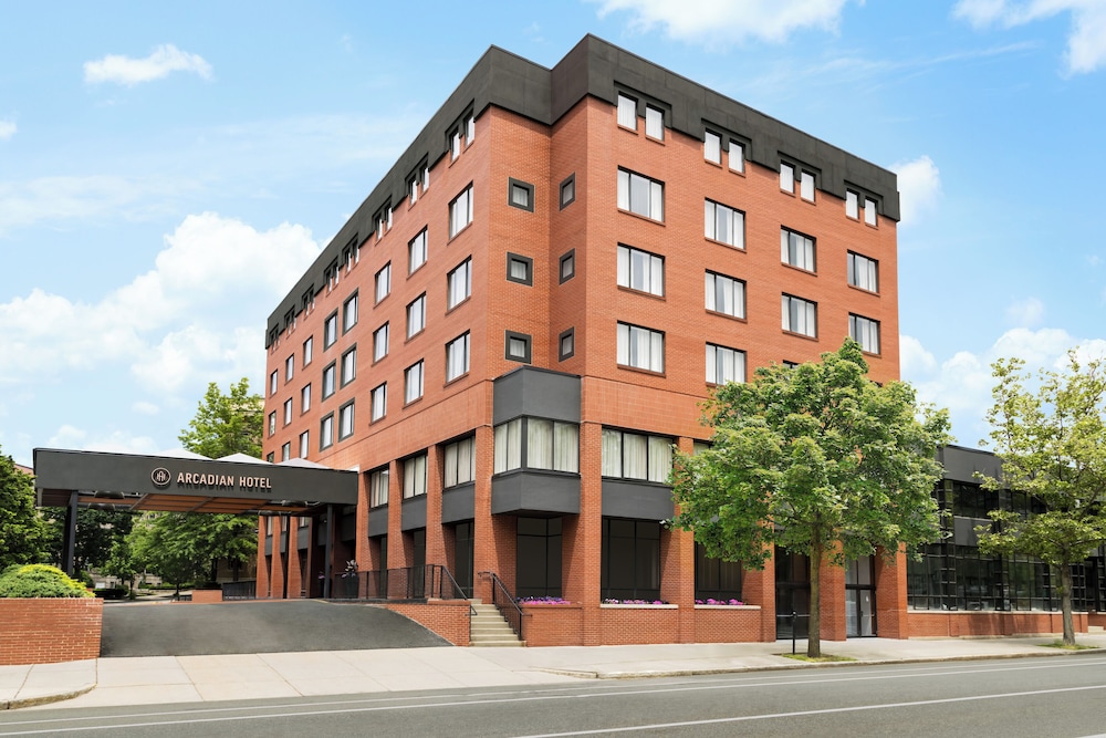 The Arcadian powered by Sonder image