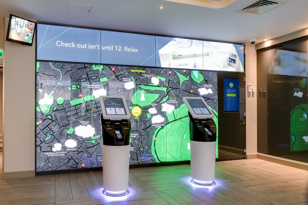 Hub by Premier Inn Edinburgh Royal Mile 29/48
