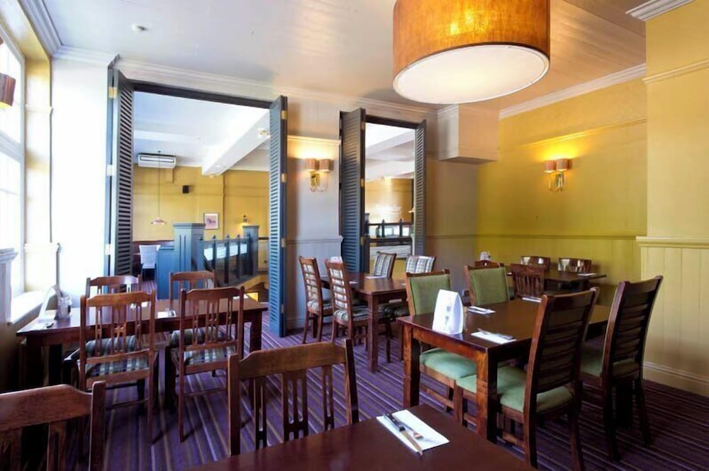Premier Inn Manchester Heaton Park 31/43
