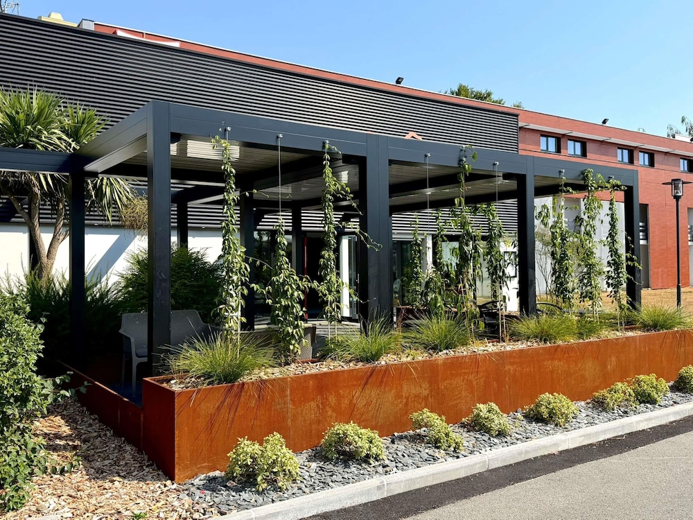 Ibis Rennes Beaulieu 3/68