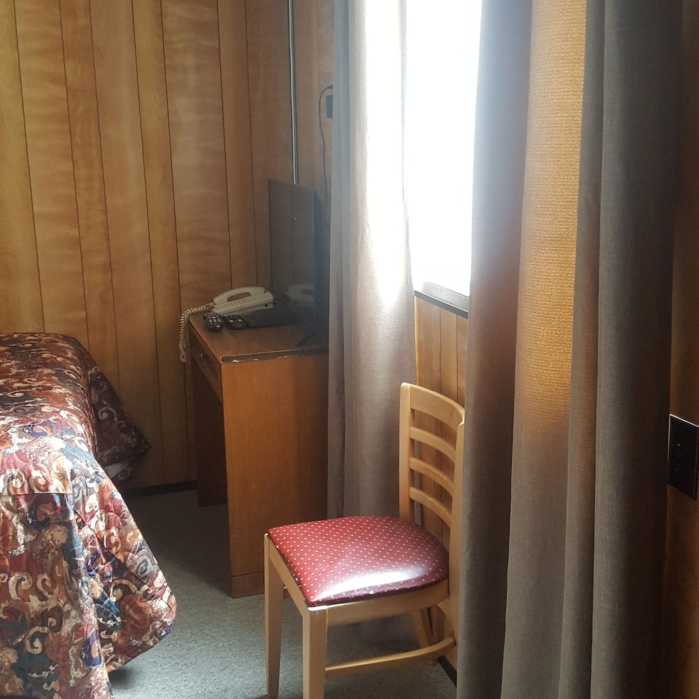Keystone Hotel 26/38