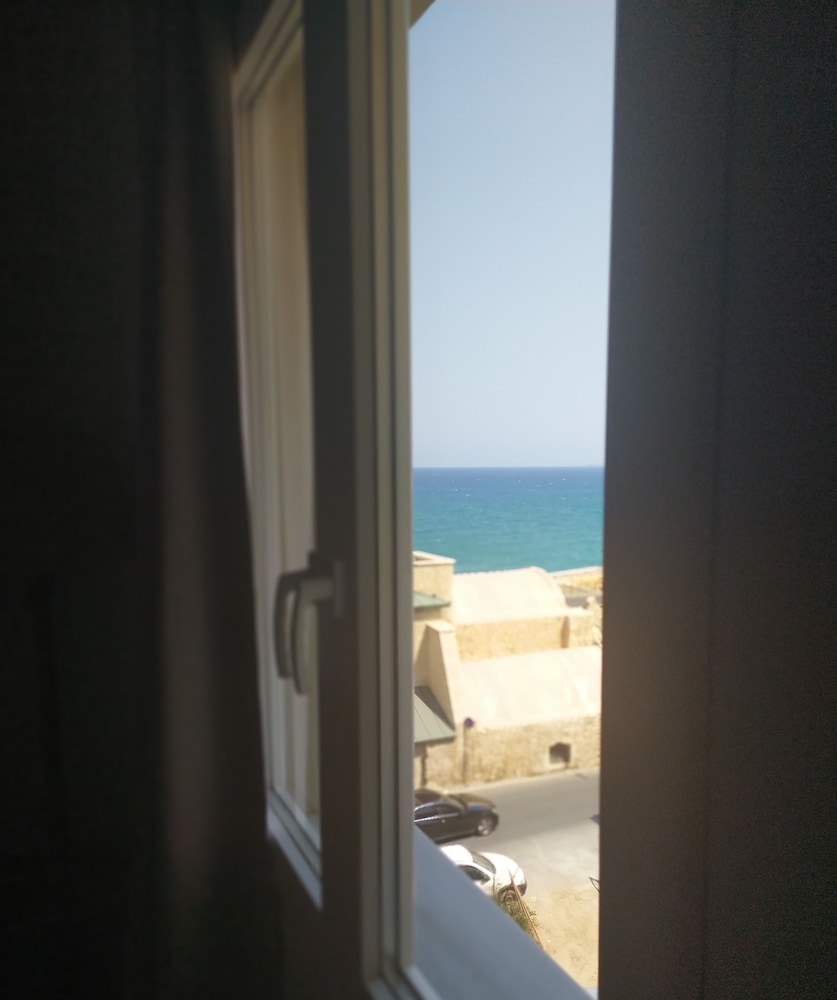 Heraklion Old Port Apartments 41/48
