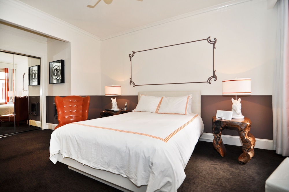 HOTEL JULIAN 13/50