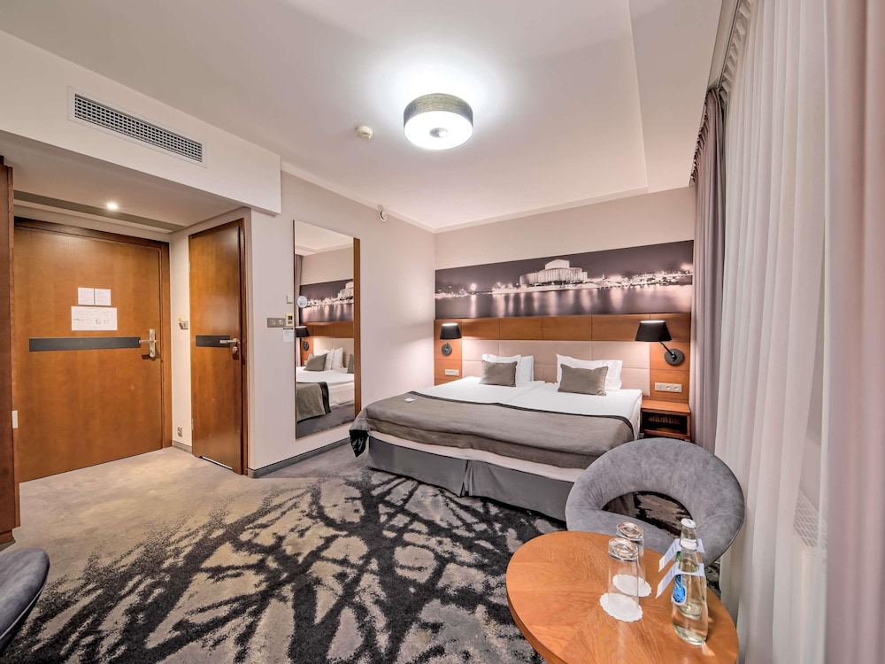 Mercure Bydgoszcz Sepia 22/47