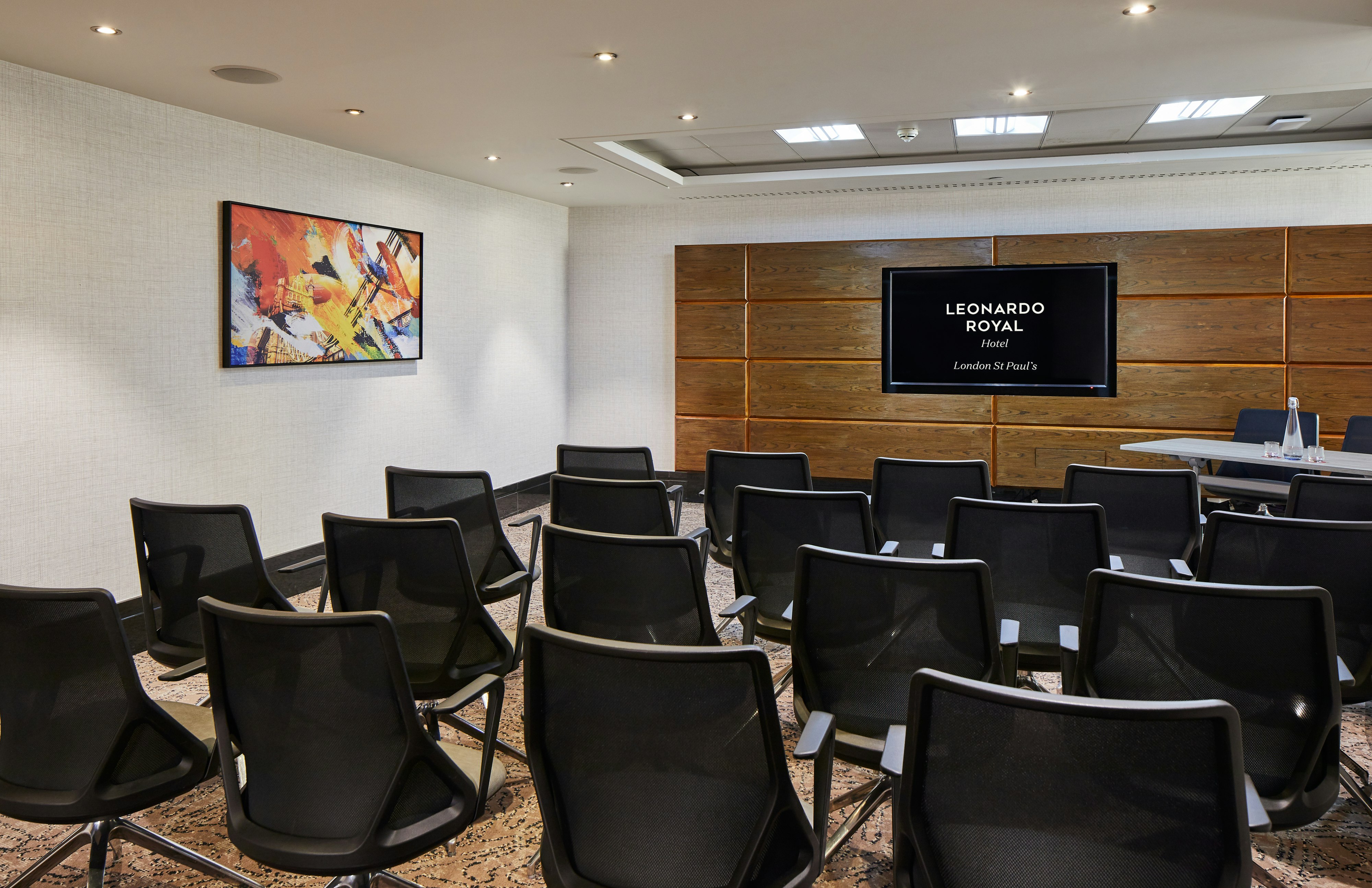 Leonardo Royal Hotel London St Pauls 73/85