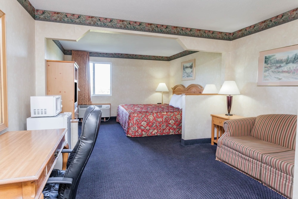 American Inn and Suites Dundee (ex Days Inn and Suites) 23/31