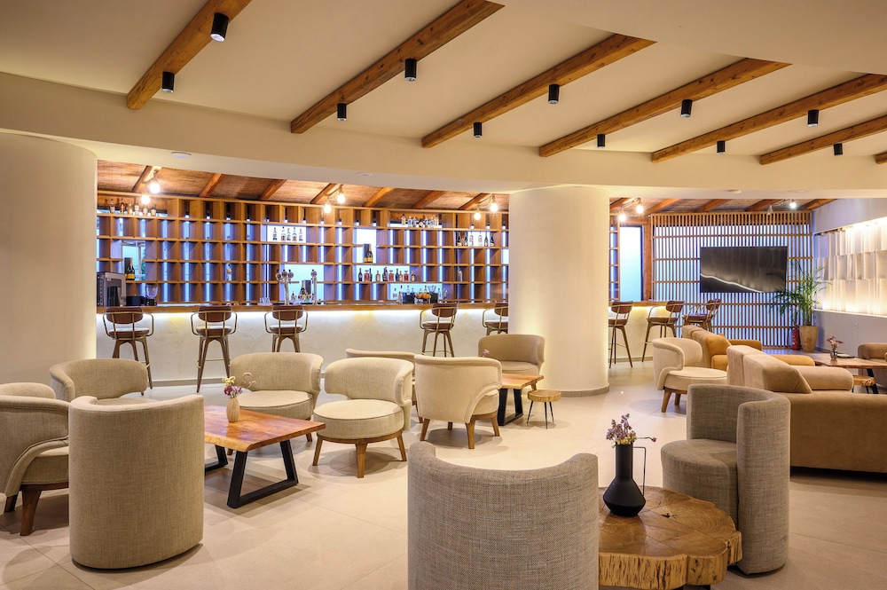 Malia Bay Beach Hotel And Bungalows 54/71