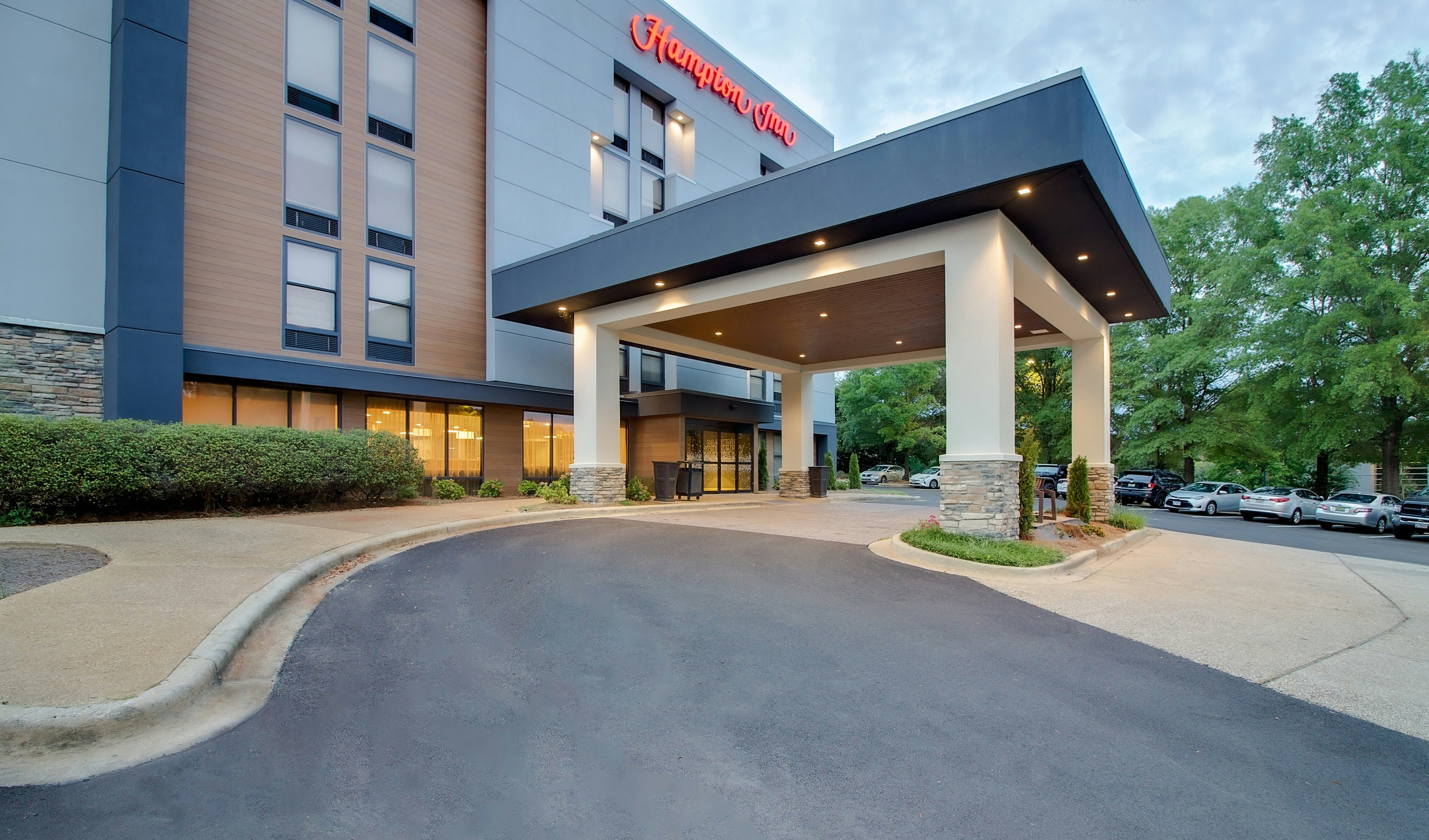 Hampton Inn Birmingham Colonnade 280 29/32