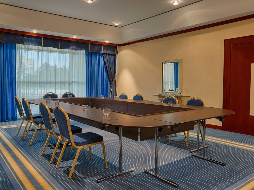 Hotel Oran Bay Managed By Accor 40/50