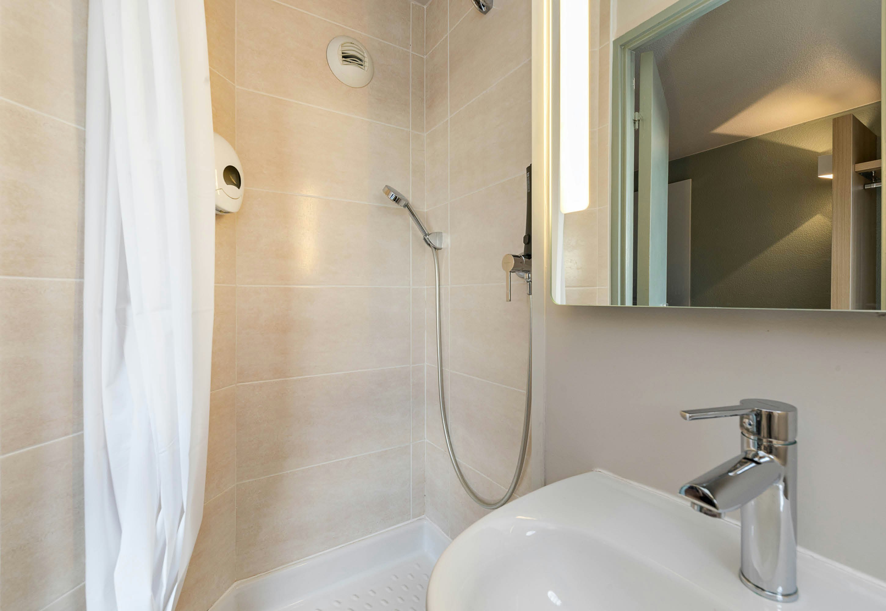 B&B Hotel Rouen Centre 35/35