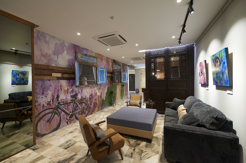 Macalister Terraces Hotel 29/37