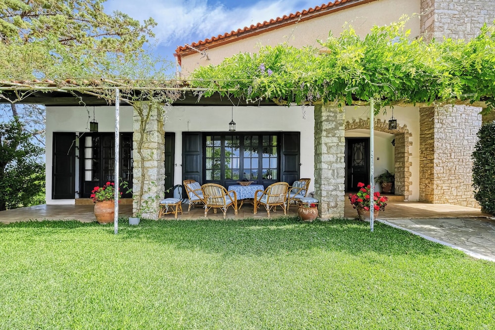 Orange Grove Villa 40/50