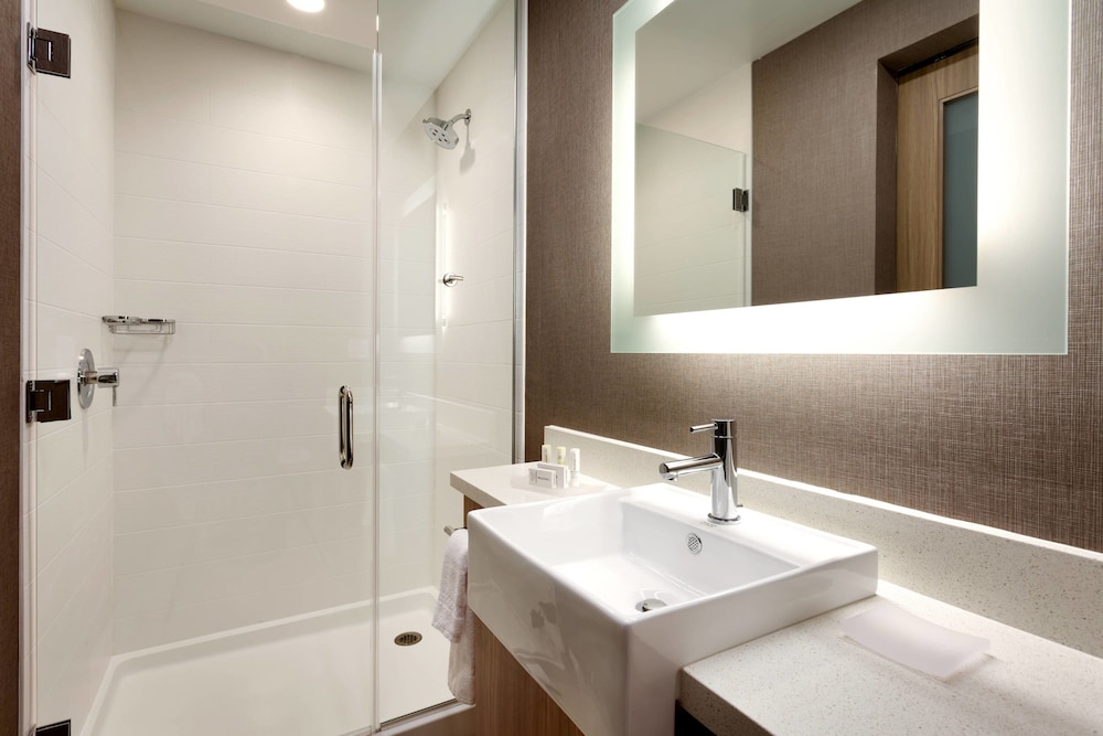 SPRINGHILL SUITES IDAHO FALLS 6/34