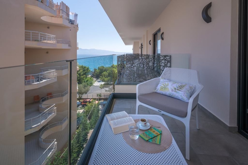 Glow Boutique Hotel & Suites 26/50