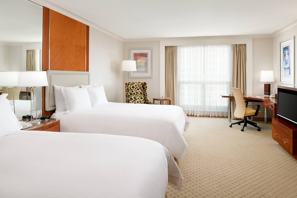 ROOM, 2 DOUBLE BEDS, CITY VIEW, ACCESSIBLE
