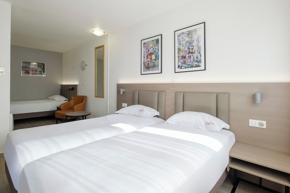 HOTEL TAMBOURIN 9/40