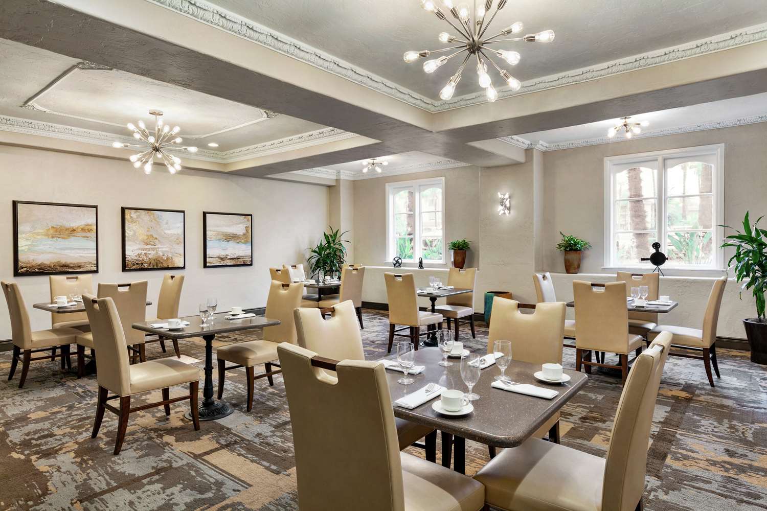 restaurant cafeteria