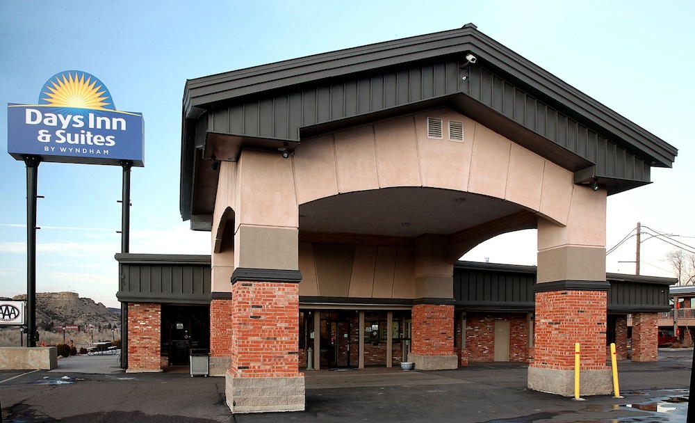 Days Inn & Suites by Wyndham Trinidad 1/41