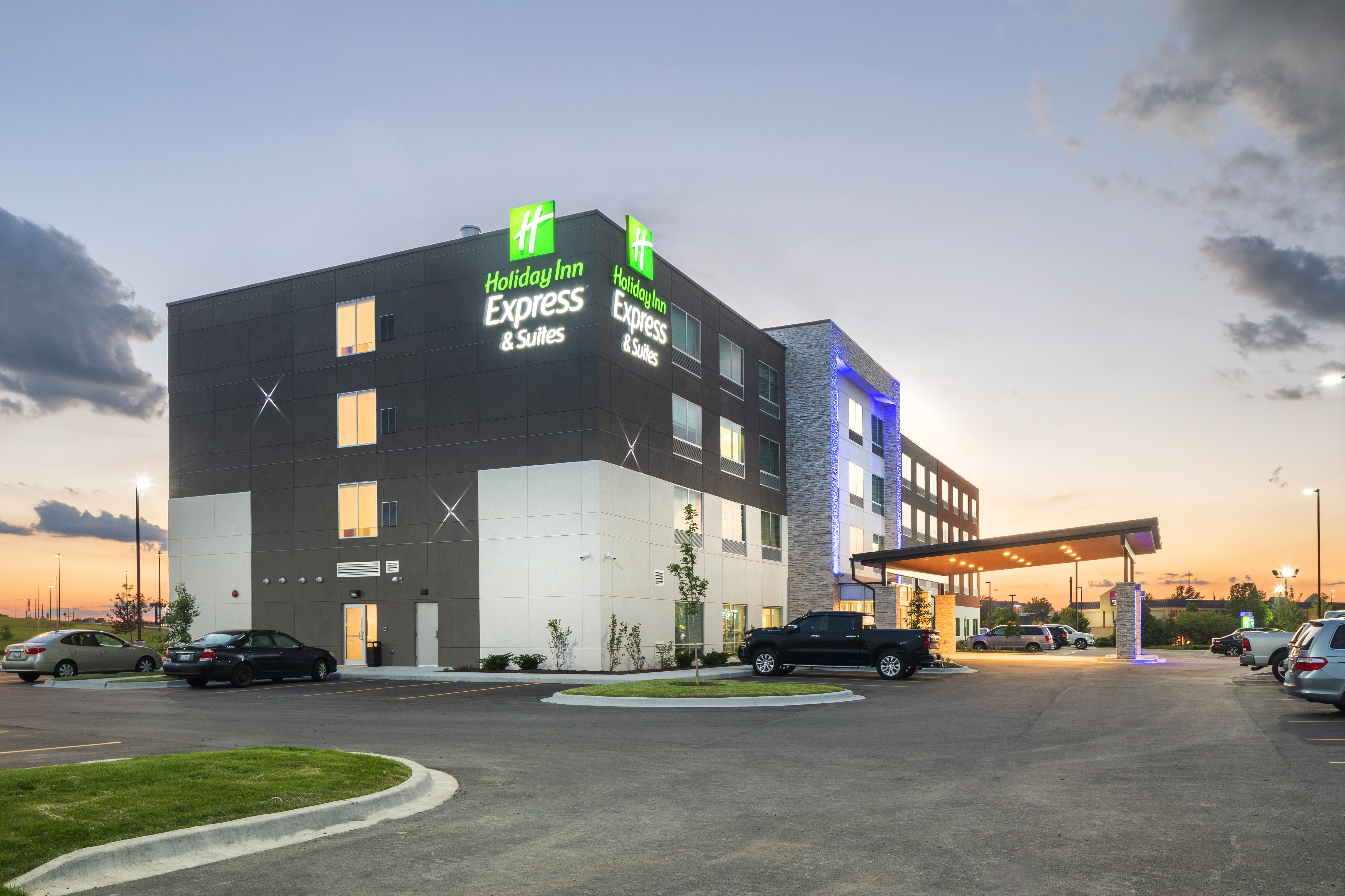 Holiday Inn Express Suites Bourbonnais East Bradley 61/67