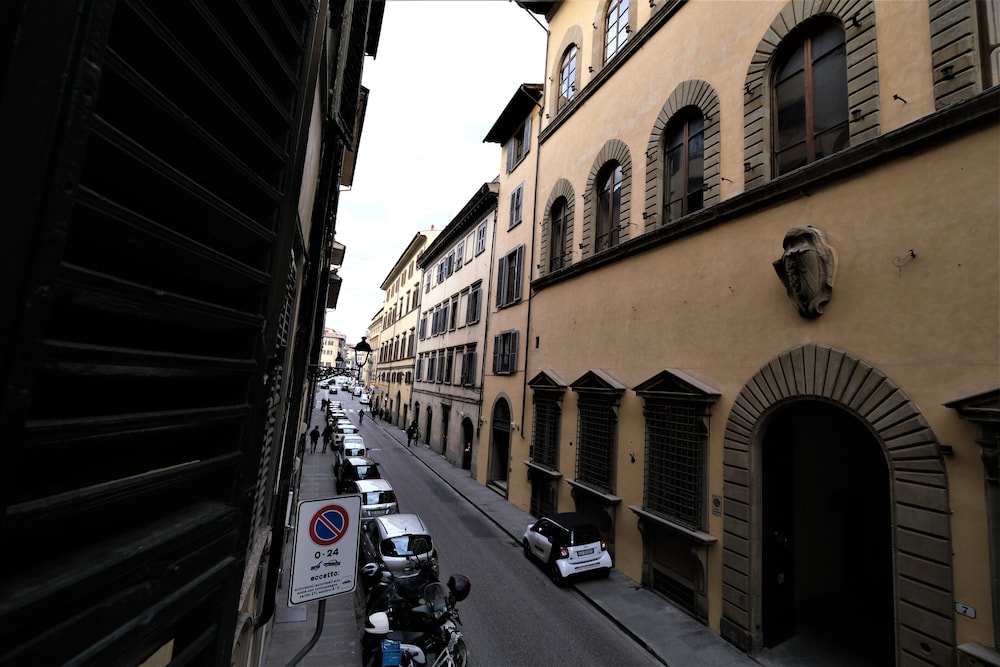 Wine Apartments Florence Ciliegiolo 35/42