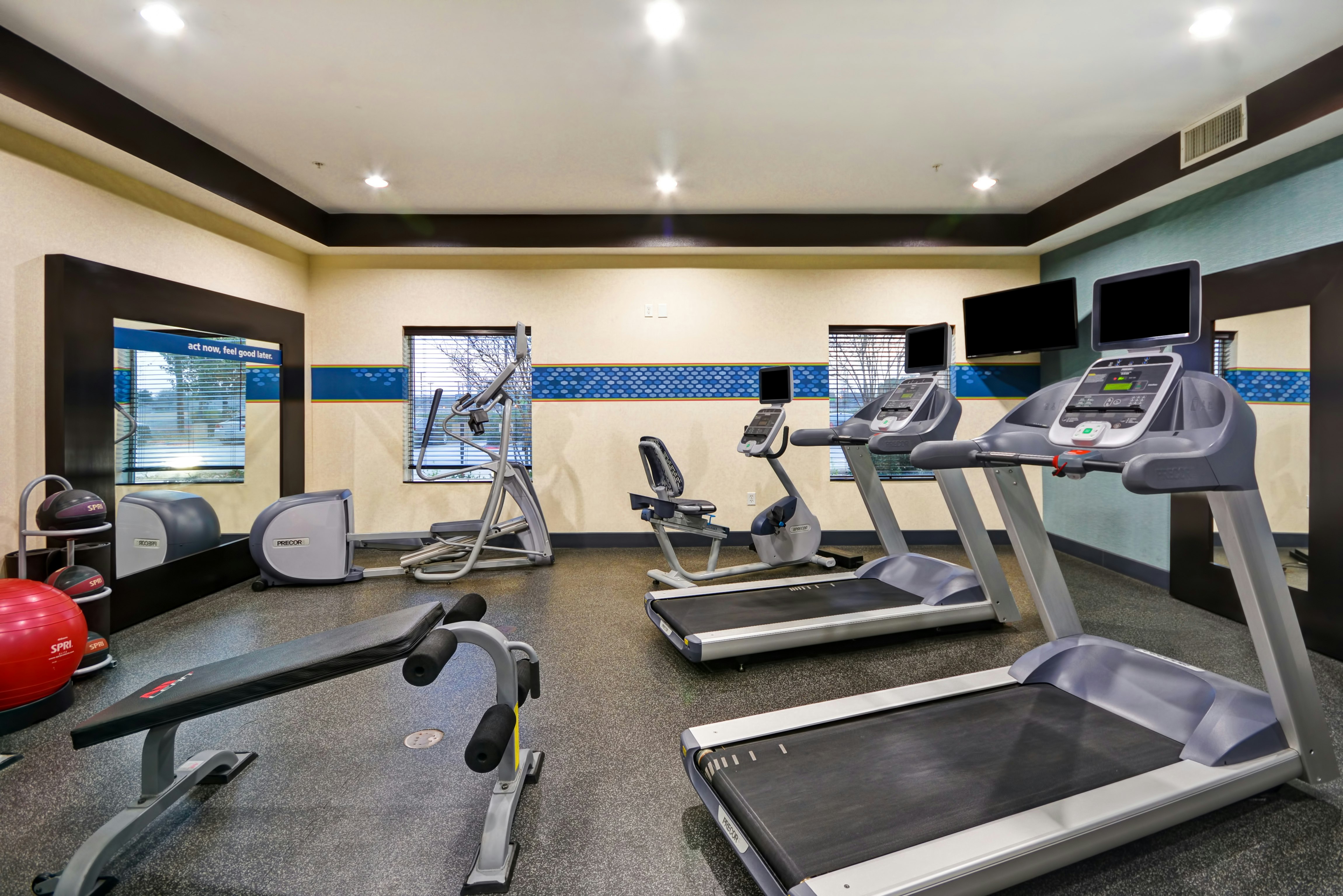Hampton Inn & Suites San Antonio/Northeast I-35 33/52