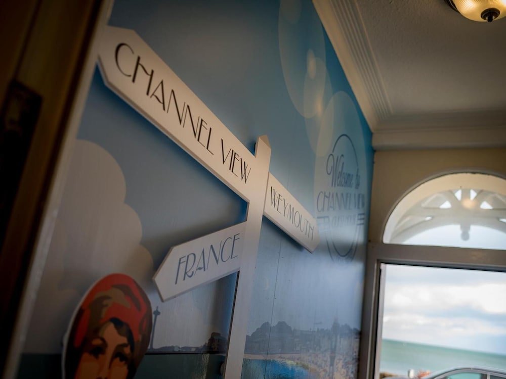 Channel View Guest House 24/44