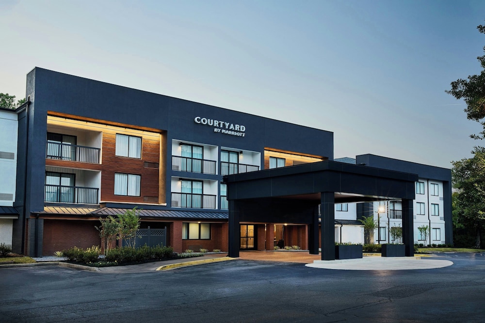 COURTYARD MEMPHIS GERMANTOWN — 4