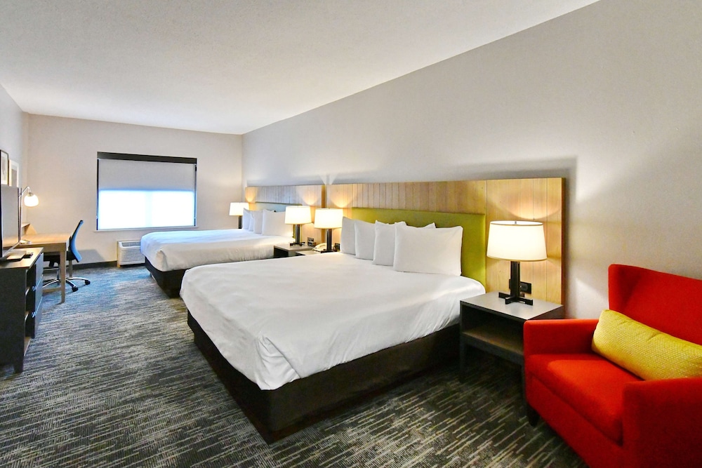 Country Inn and Suites By Radisson Mount Morris NY 13/28