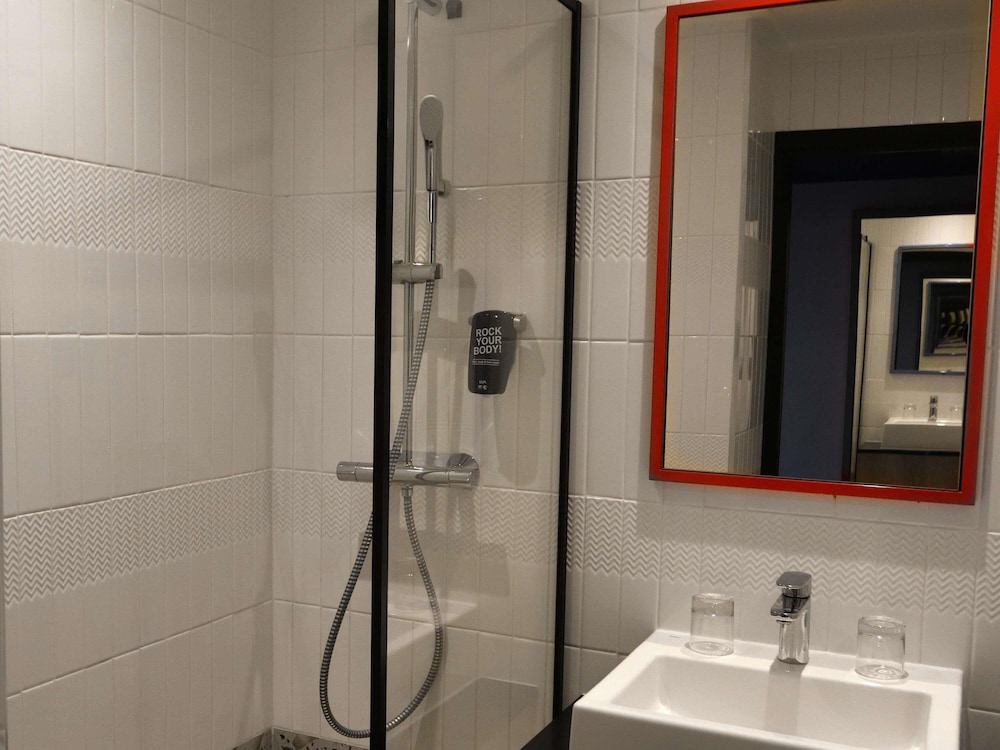 Ibis Styles Abidjan Plateau 49/49
