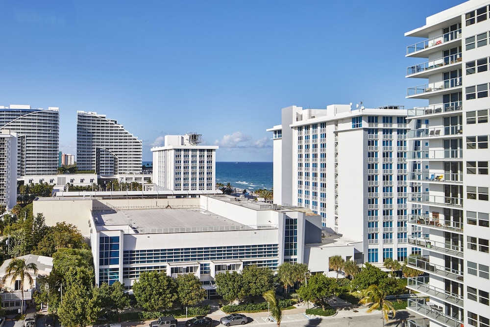 AC酒店by万豪酒店Fort Lauderdale海滩(AC Hotel by Marriott Fort Lauderdale Beach) 图片5