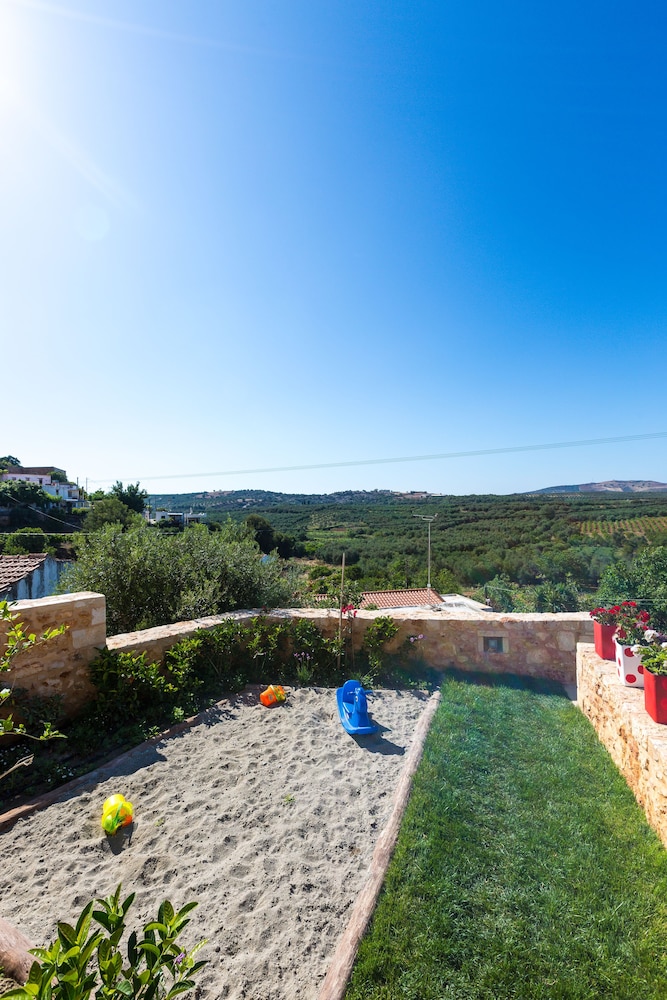 Erondas Cretan Country Villas 47/50
