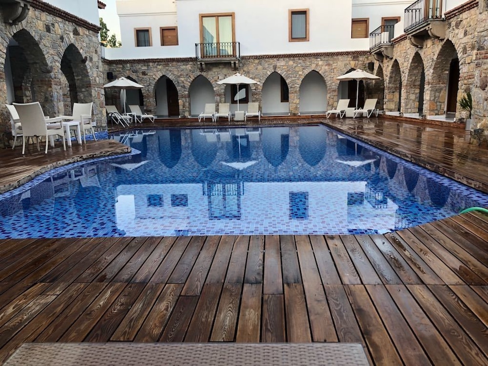 Saraya Bodrum 4/68