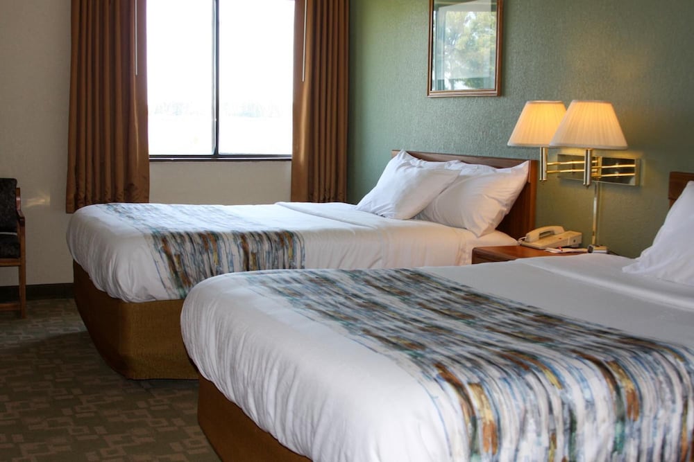 Barkers Island Inn Resort 10/48