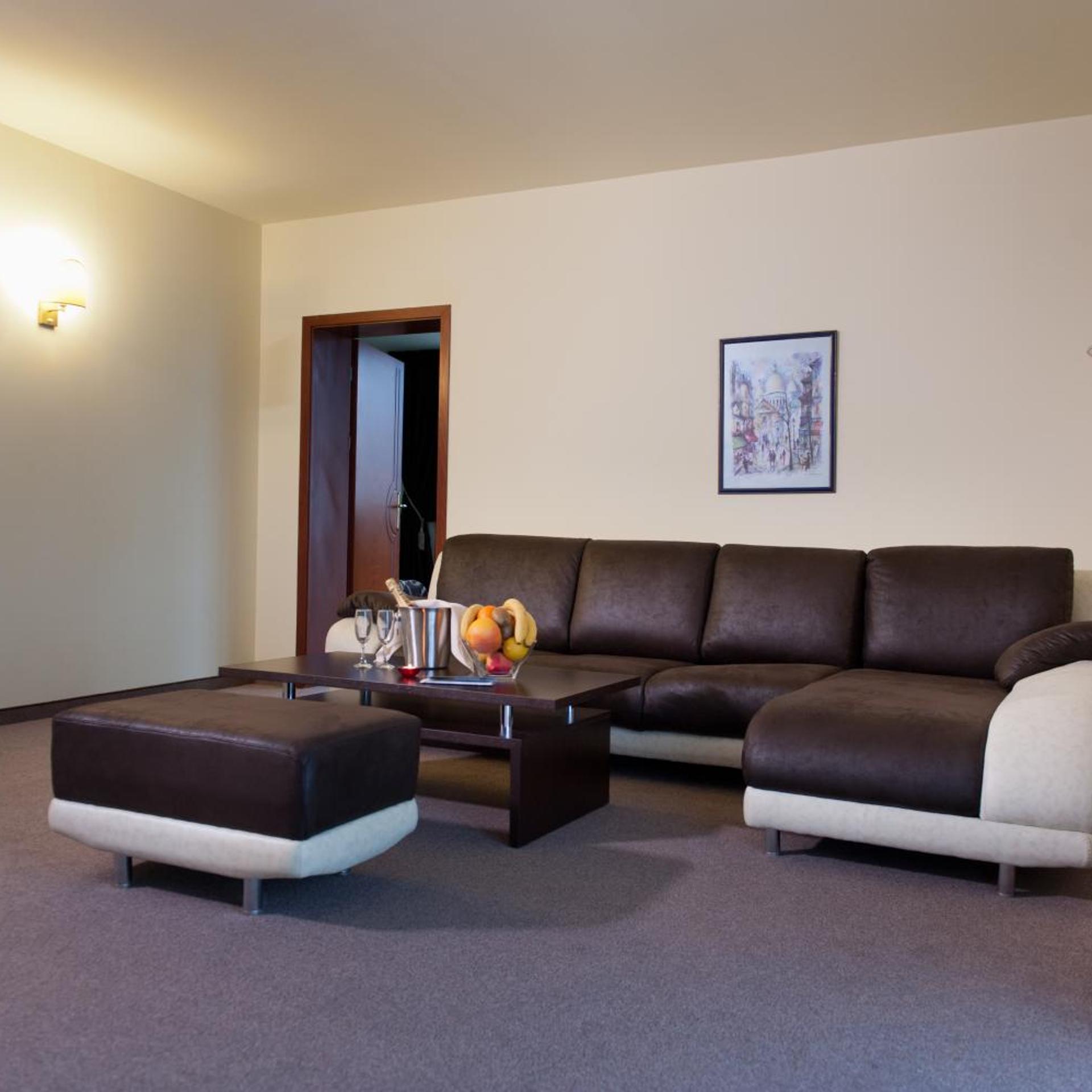 Hotel Astrea 32/50