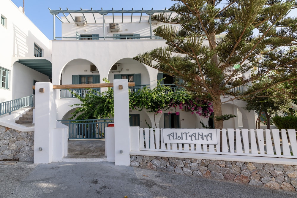 Iris Boutique Hotel 29/35