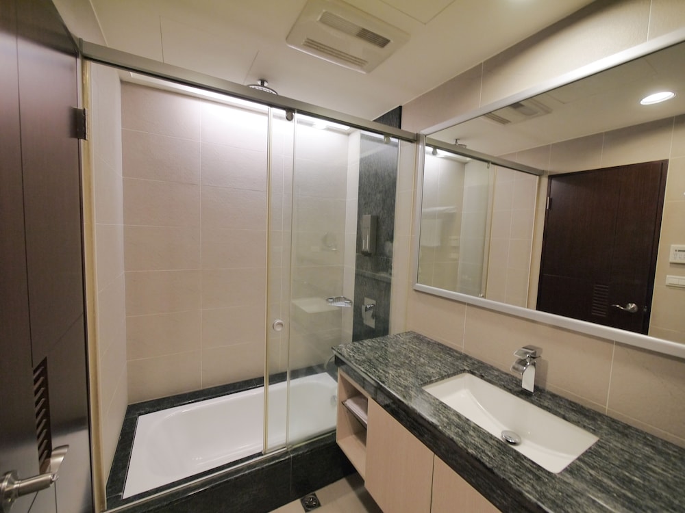 CH Service Apartment 42/48