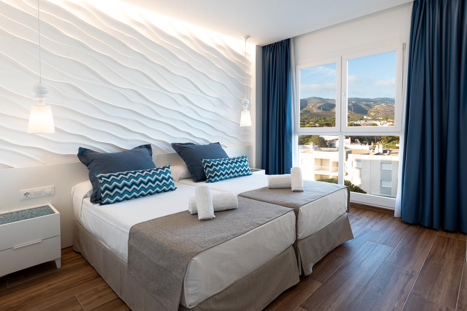 2 Bedrooms, Apartment, Balcony or Terrace
