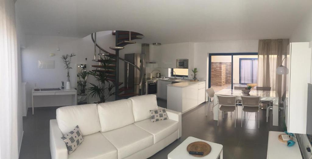 Villas Fuertevillage by LIVVO 10/30