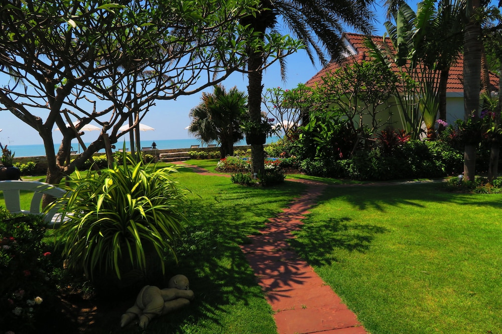 Chomtalay Resort At Had Chaosamran Beach 16/34