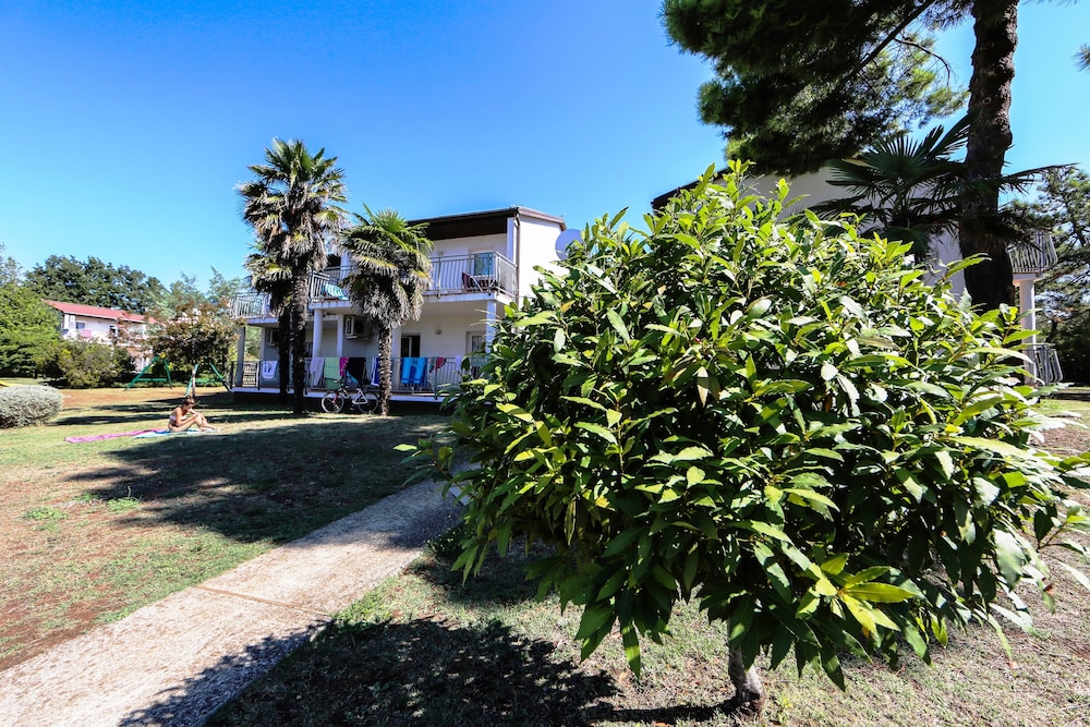 Ai Pini Medulin Resort 6/63