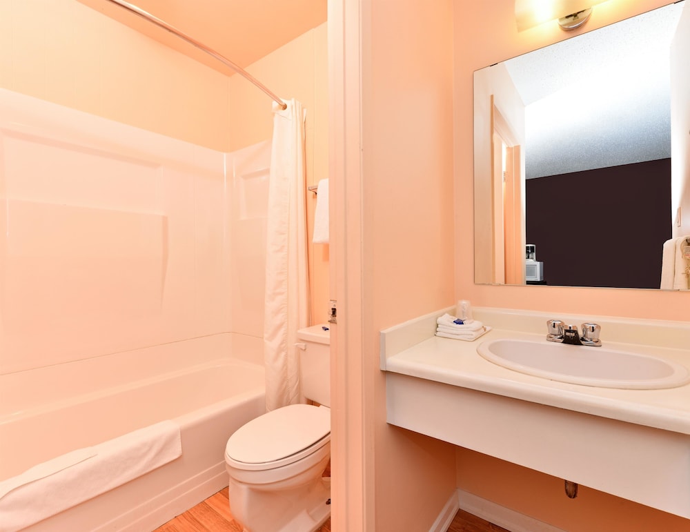 Canadas Best Value Inn Whitecourt 12/51